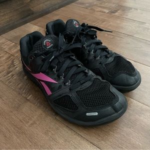 Women’s Reebok Nanos size 8